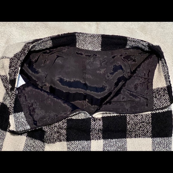 The Limited Wool Plaid Mini Skirt Size 6 Women’s - Picture 4 of 4